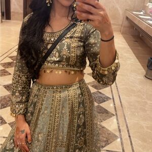 Elegant Floral Embroidered Lehenga Set